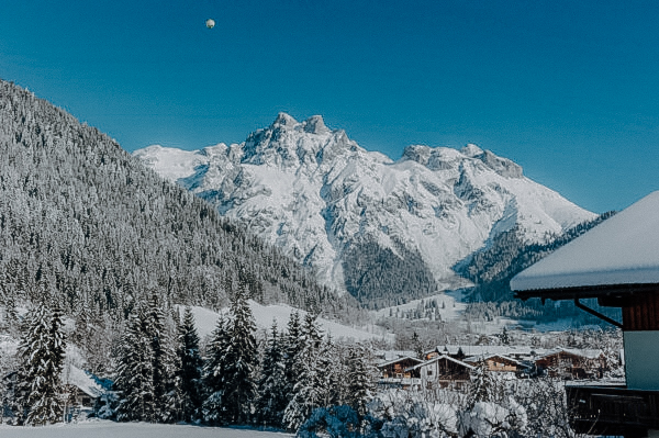 Gutwenghof Familyresortwinter Berglandschaft