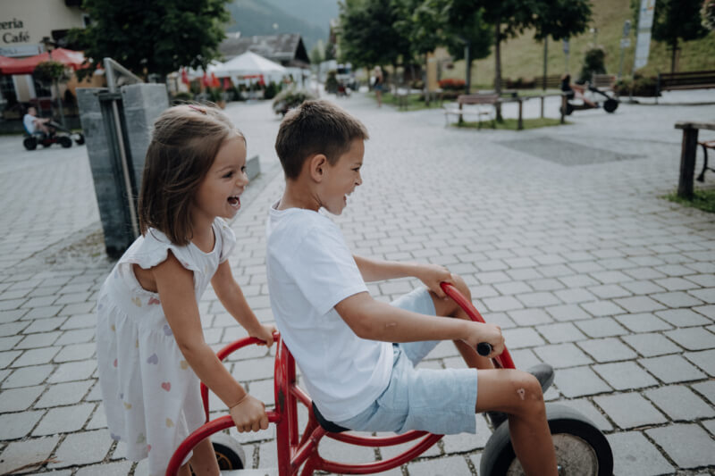 Kinder spielen Gut Wenghof Mountain Resort Kinder spielen im Gut Wenghof Mountain Resort Werfenweng